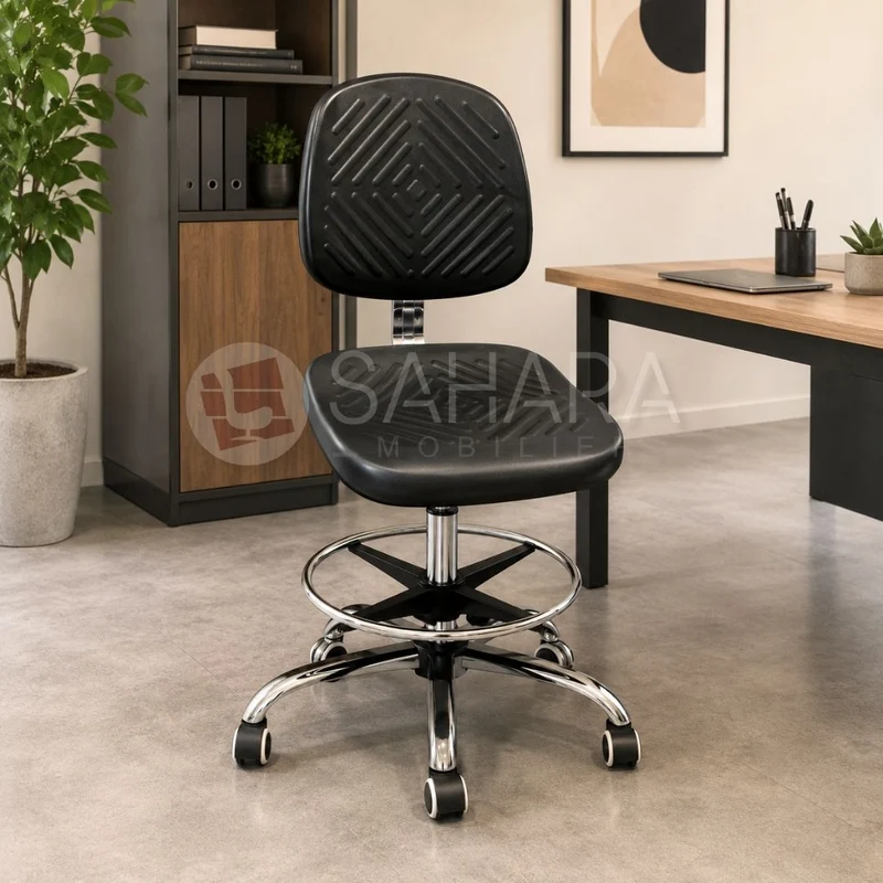 Tabouret en simili cuir piétement chromé Réf C1022