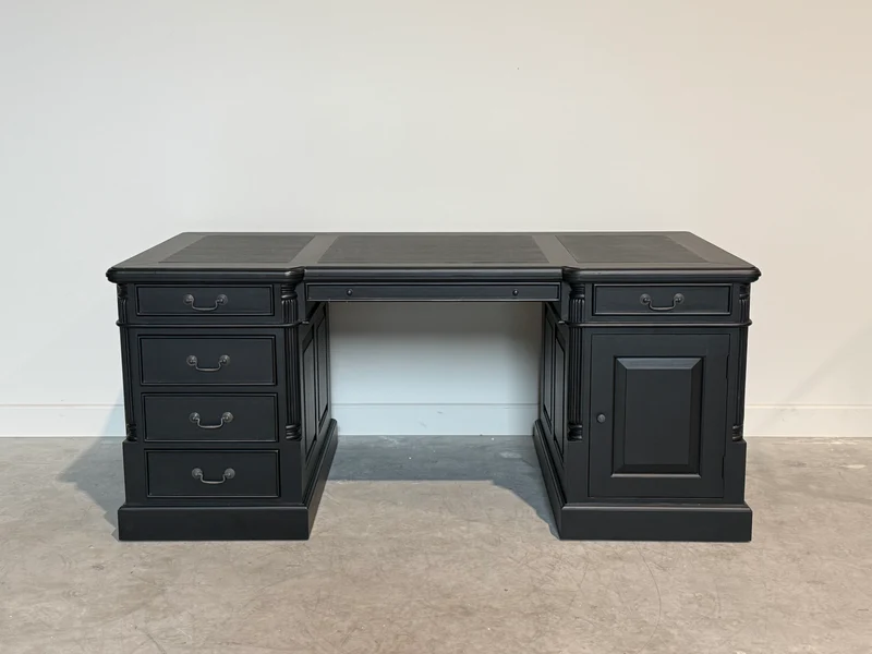 Vintage bureau, zwart, klassiek Engels bureau, mahoniehout, zwart leer, 705