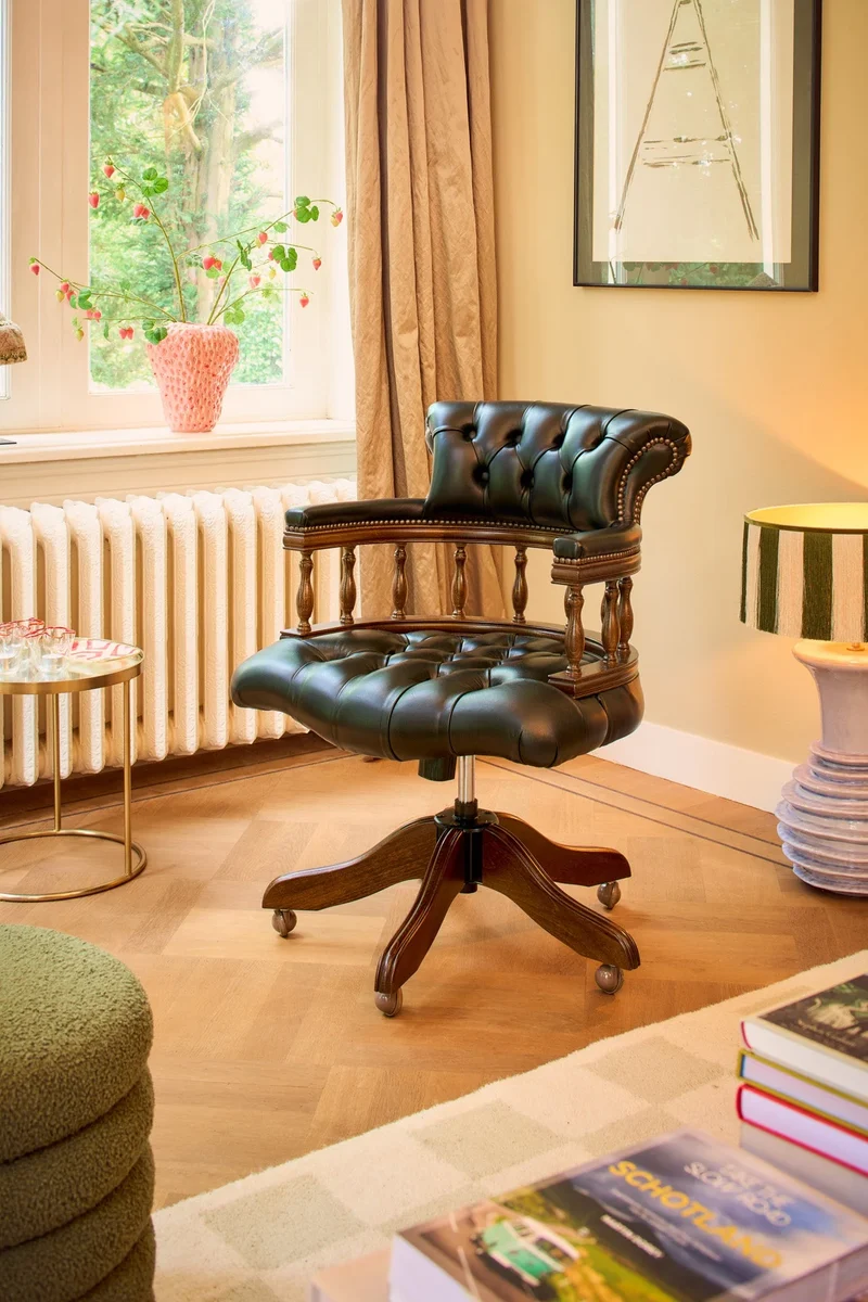 Captains chair Engeland
