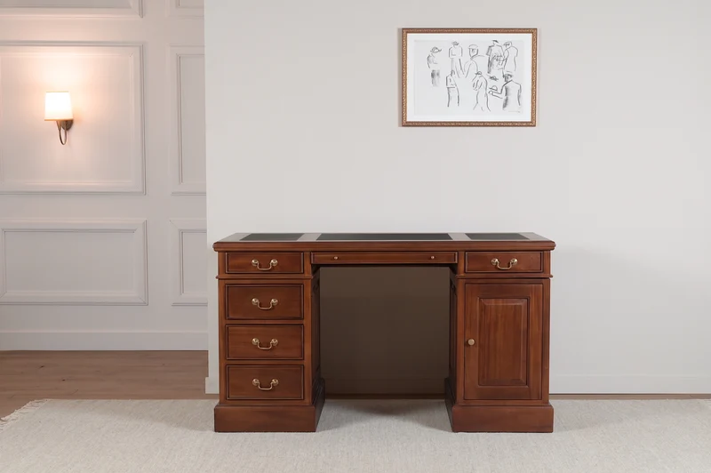 Regent 140x70 Amber, klassiek Engels bureau, massief mahoniehout