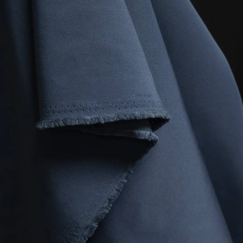 Tissu d’extérieur déperlant | Couleurs unies | Deadstock Canada Goose | Bleu | 49 cm | Fin de rouleau