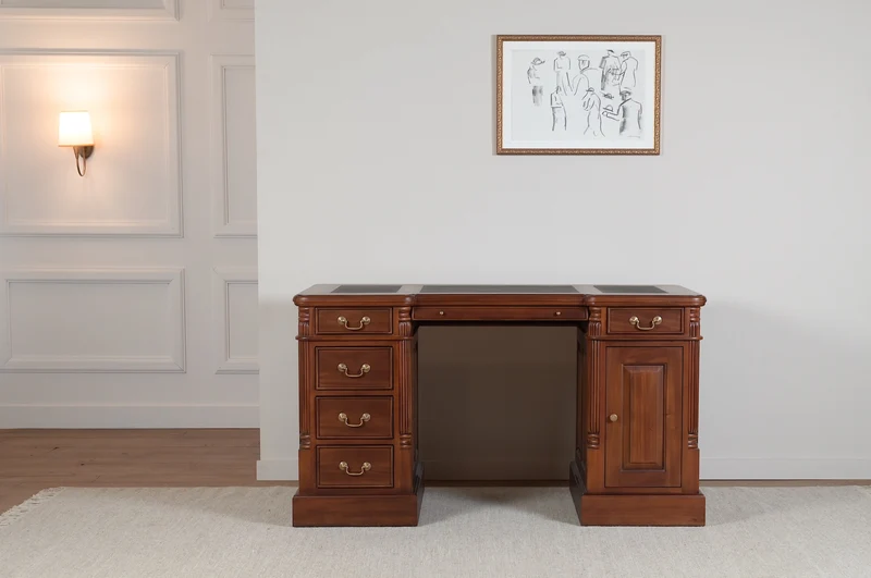 Pillar 140x70 Amber, klassiek Engels bureau, massief mahoniehout