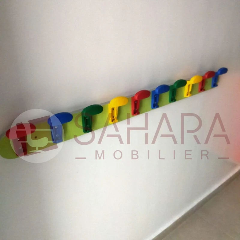 Porte-Manteau Mural en Bois avec Crochets Multicolores Réf B3993
