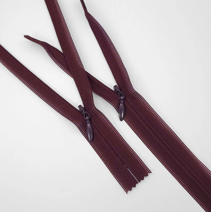 Fermeture éclair invisible YKK | N° 3 | 24 cm | ZIP1095 - 1097