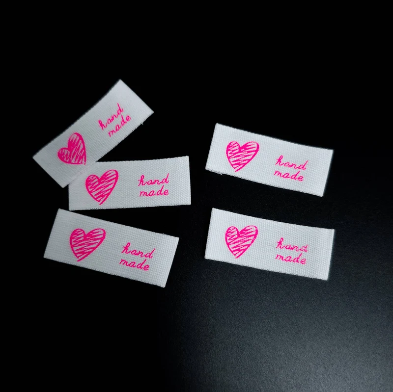 Étiquettes de couture “Handmade” | Rose fluo