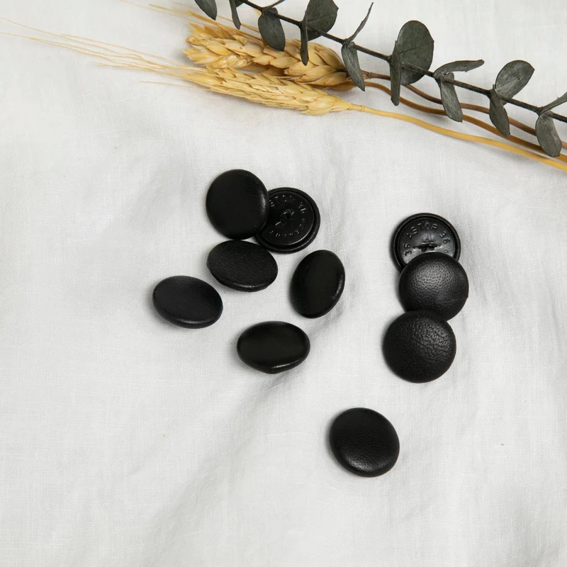 Boutons #B818 | 24 mm