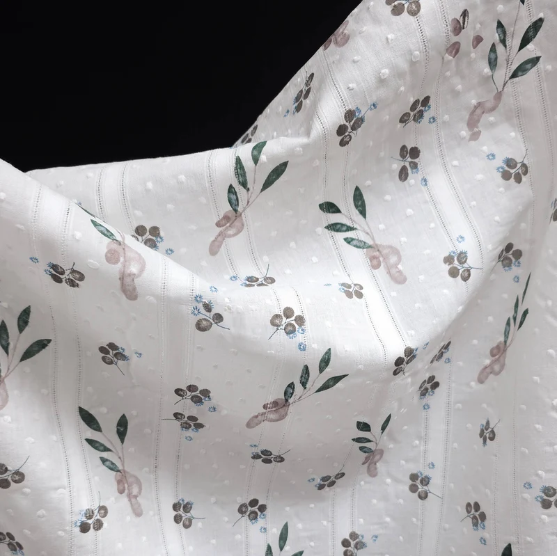 Voile de Coton Dobby | Imprimé Ornithorynque Volant | Crème | Katia Fabrics