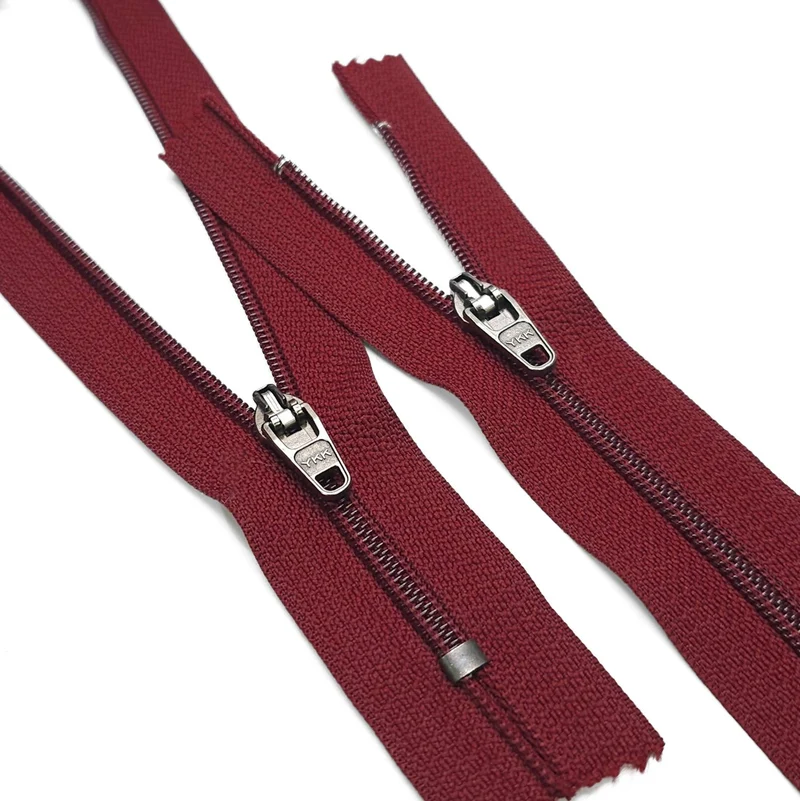 YKK Fermeture éclair | Verrouillage Semi-automatique | À Bout Fermé | Spirale | Rouge Marron | #4 | 6 3/4'' - 17 cm