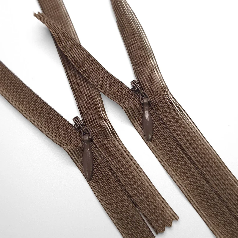 YKK | Fermeture Éclair Invisible À Bout Fermé | #3 | Brun | 7 1/4'' - 18.5 cm | SS205