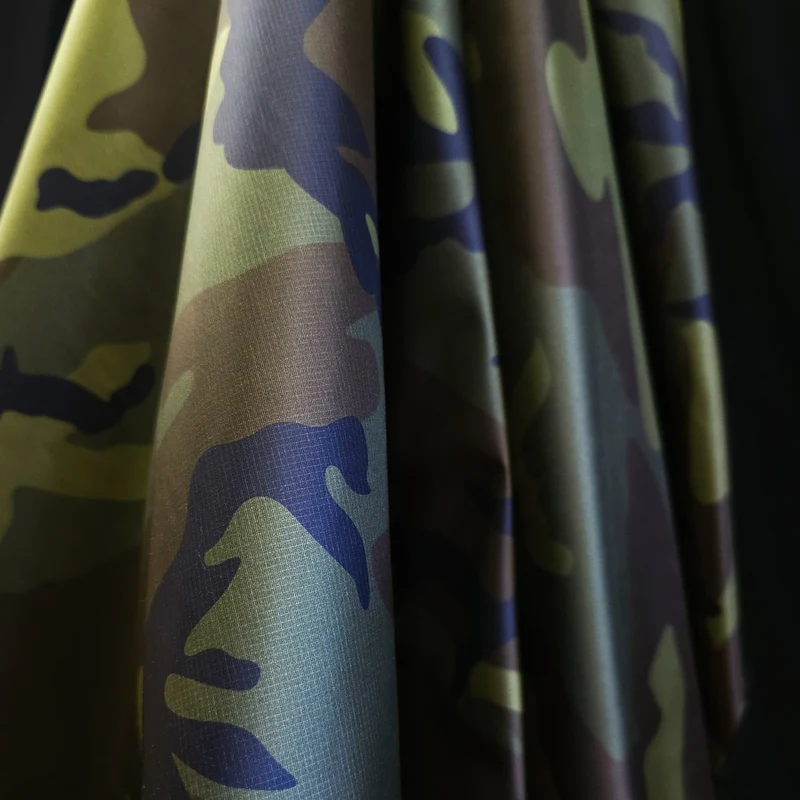 Ripstop | Camouflage Traditionnel | Vert & Marine | Fin de ligne de Canada Goose