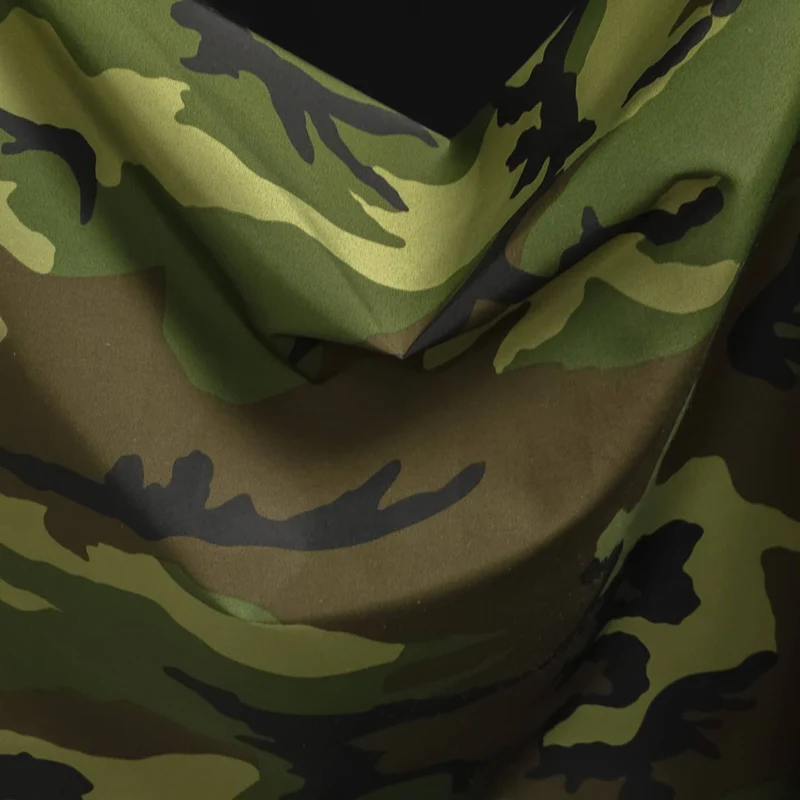 Tissu d’extérieur déperlant | Camo vert | Deadstock Canada Goose