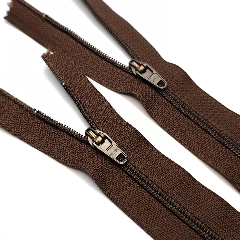 YKK | Fermeture éclair à bout fermé verouillage semi-automatique | Spirale | #5 | Brun | 8'' - 20 cm