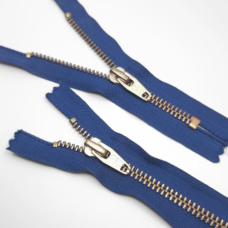 YKK | Fermeture Éclair à Bout Fermé | Métal | #6 | 4.5'' - 11.5 cm | Bleu