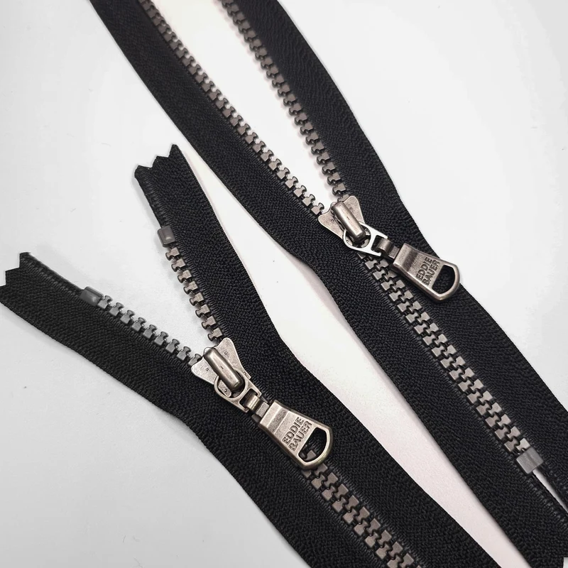 YKK Fermeture Éclair à Bout Fermé | Plastique | #5 | 8'' - 20cm | Noir