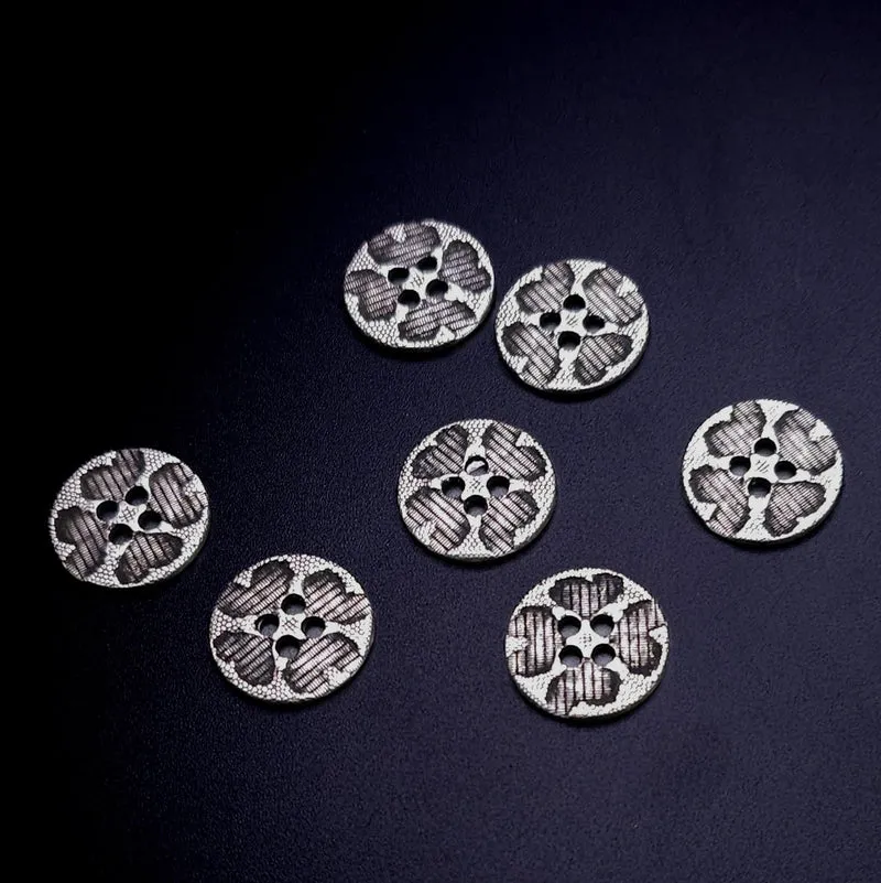 Boutons #593- 15 mm
