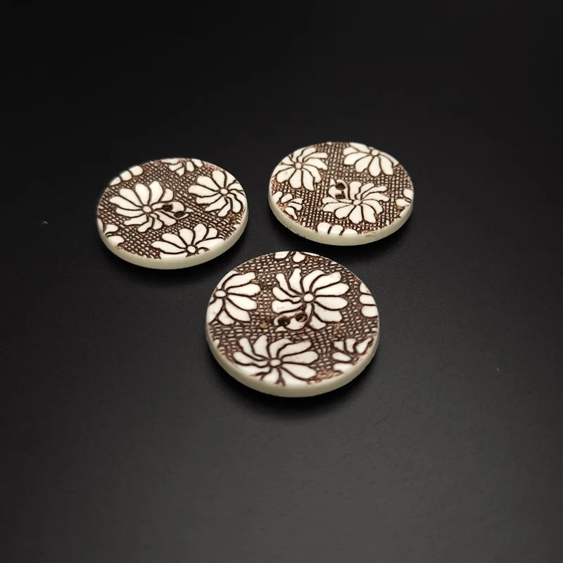 Boutons #404- 25 mm